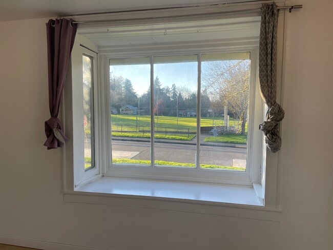 390 W 19th Ave, Unit 390 W. 19th unit 1 in Eugene, OR - Building Photo - Building Photo