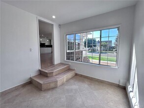 7530 Westlawn Ave in Los Angeles, CA - Building Photo - Building Photo