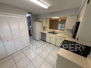 4435 Brook Hollow Cir in Winter Springs, FL - Building Photo - Building Photo