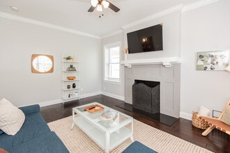 2015 McNair Ave in St. Louis, MO - Foto de edificio - Building Photo