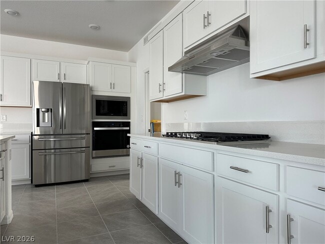 696 Stone Hammer Ave in Las Vegas, NV - Building Photo - Building Photo