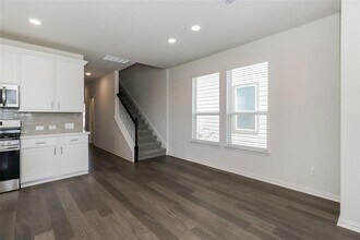 530 Ansley Ct in Taylor, TX - Building Photo - Building Photo