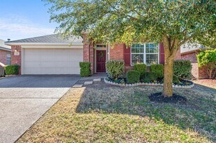 2101 Athabasca Falls Dr in Anna, TX - Building Photo