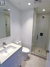 7-2517 Grenville St in Toronto, ON - Building Photo - Building Photo