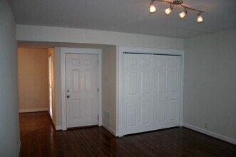 246 White Bridge Rd in Nashville, TN - Building Photo - Building Photo