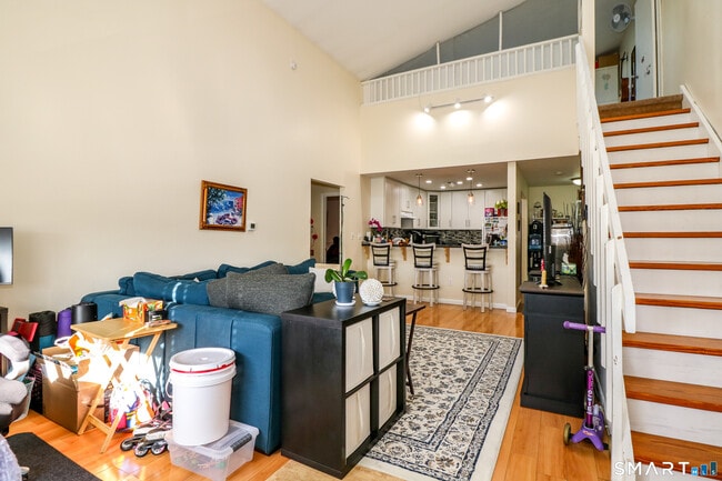 18 Amsterdam Ave in Bridgeport, CT - Building Photo - Building Photo