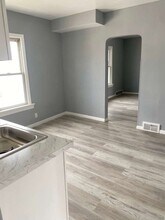 792 London Rd in Cleveland, OH - Building Photo - Building Photo