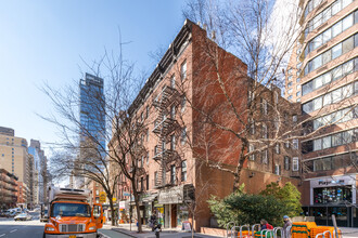 1435 1st Ave in New York, NY - Building Photo - Primary Photo