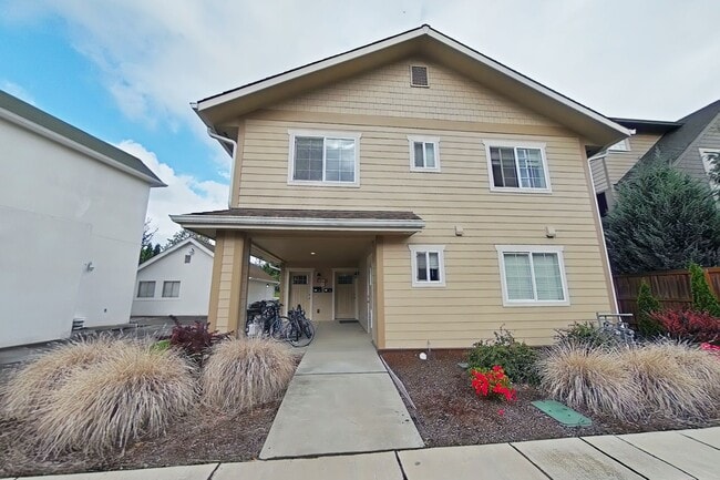 property at 620 NW Kings Blvd