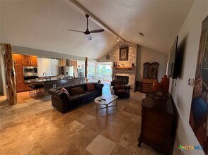 901 Madrona Dr in Canyon Lake, TX - Building Photo - Building Photo