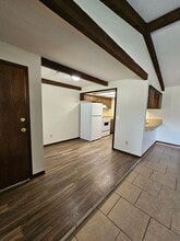 2004 Twisted Oak Dr in Norman, OK - Building Photo - Building Photo