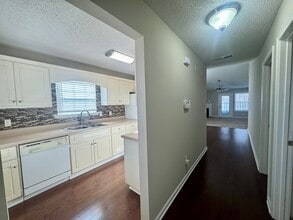 1653 Summerwoods Cir in Griffin, GA - Building Photo - Building Photo