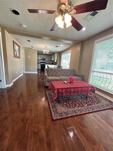 5239 Kiam St in Houston, TX - Building Photo - Building Photo