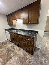 2338 Lynn St in Lincoln, NE - Building Photo - Building Photo