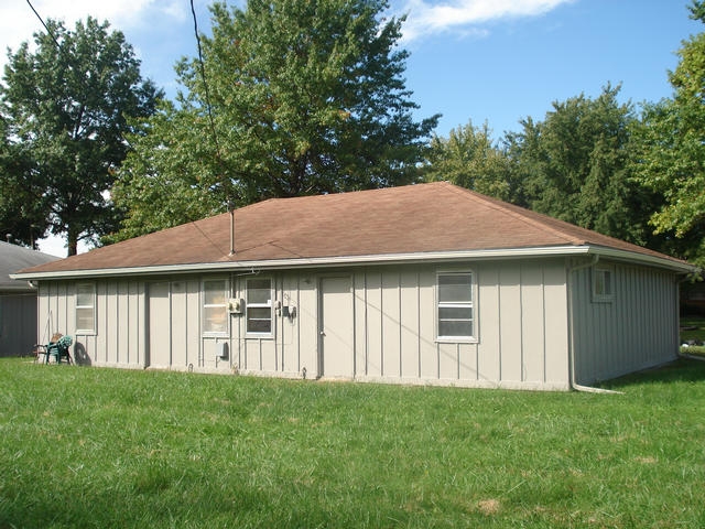 131 N Cedar St in Gardner, KS - Building Photo - Building Photo