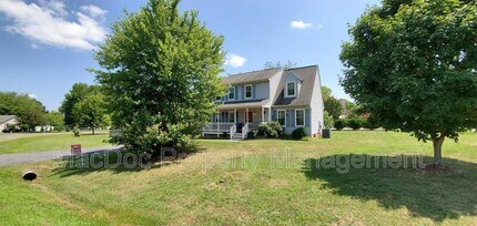 7620 Regency Glen Dr in Fredericksburg, VA - Building Photo - Building Photo