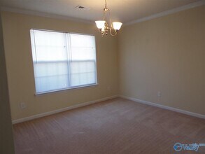 4816 SE Brownston Ct in Owens Cross Roads, AL - Foto de edificio - Building Photo