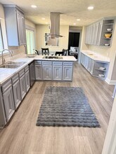 1711 Surrey Ct in Richmond, TX - Building Photo - Building Photo