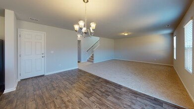 117 Maple Tree Ln in Clayton, NC - Building Photo - Building Photo