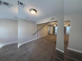 12421 Acadia Ct in Oklahoma City, OK - Building Photo
