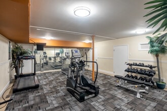 Park Place South in Edmonton, AB - Building Photo - Interior Photo