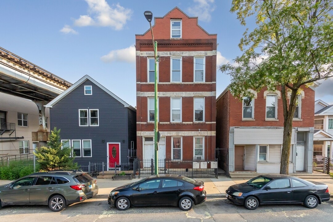 1706 W 17th St in Chicago, IL - Building Photo