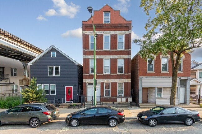 property at 1706 W 17th St