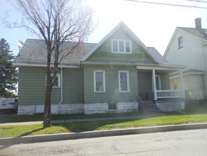 106 Quincy St in Rochester, NY - Foto de edificio - Building Photo