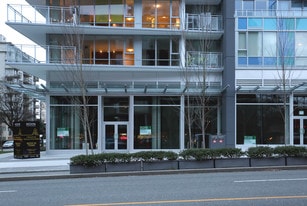 Modern in Vancouver, BC - Building Photo