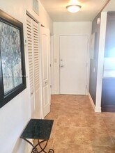 4000 NE 169th St in North Miami Beach, FL - Building Photo - Building Photo