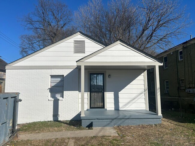 310 Jones St in Memphis, TN - Building Photo - Building Photo