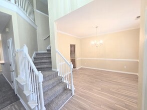 1009 Friar Tuck Ct in Chesapeake, VA - Building Photo - Building Photo