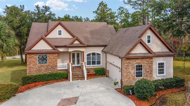 property at 1706 SW 27th St