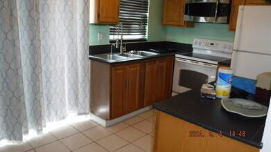2138 19th Ave SW in Largo, FL - Building Photo - Building Photo