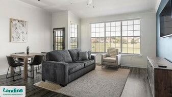 9601 Custer Rd in Plano, TX - Building Photo