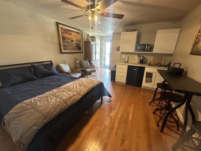 property at 6 Ashworth Ave