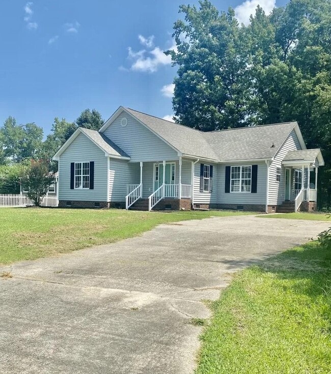 640 Allegheny Rd in Greenville, NC - Building Photo - Building Photo