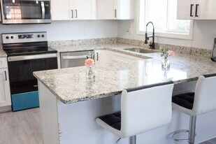 622 Pennsylvania Ave in Hampton, VA - Building Photo