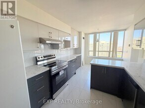 175 Bamburgh Cir in Toronto, ON - Building Photo - Building Photo