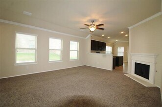 8472 Gentian Dr in Fort Worth, TX - Building Photo - Building Photo