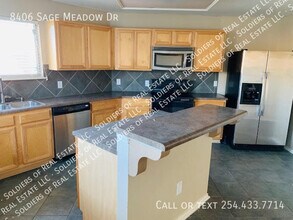 8406 Sage Meadow Dr in Temple, TX - Building Photo - Building Photo