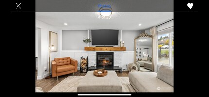 5326 Green Hills Ave NE, Unit Main House in Tacoma, WA - Building Photo - Building Photo