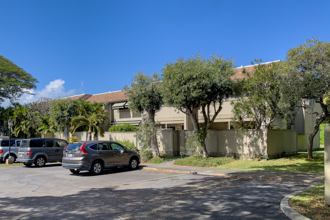 Yacht Club Knolls in Kaneohe, HI - Building Photo