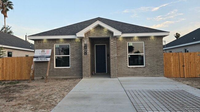 property at 15728 Palm Vista Dr