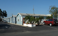 Sea Breeze Villas in Costa Mesa, CA - Foto de edificio - Building Photo