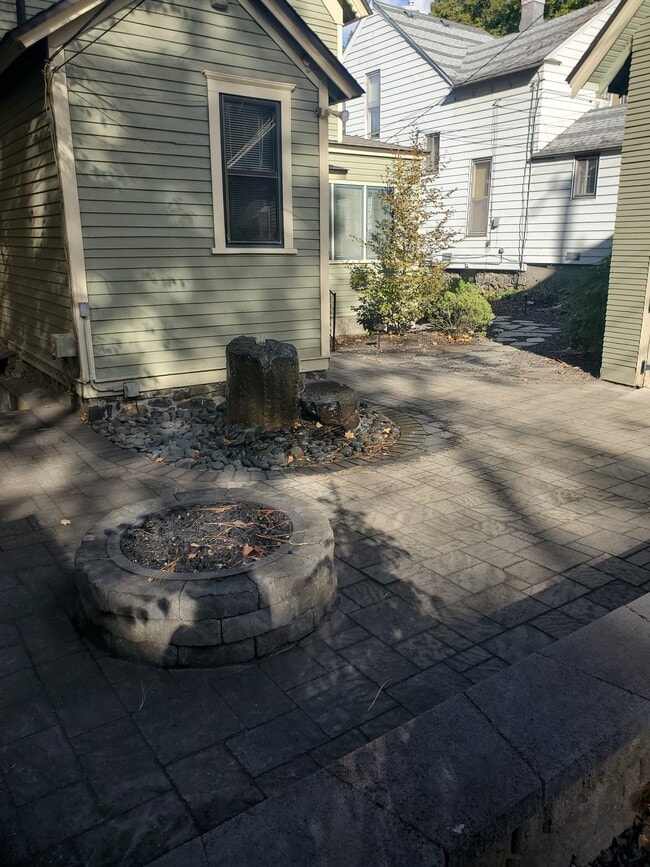 1207 W 7th Ave, Unit 4 in Spokane, WA - Foto de edificio - Building Photo