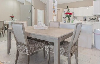 960 Partridge Cir in Naples, FL - Building Photo - Building Photo