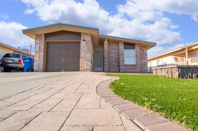 property at 6217 Arch Bridge Dr