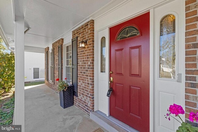 7512 Epsilon Dr in Rockville, MD - Building Photo - Building Photo