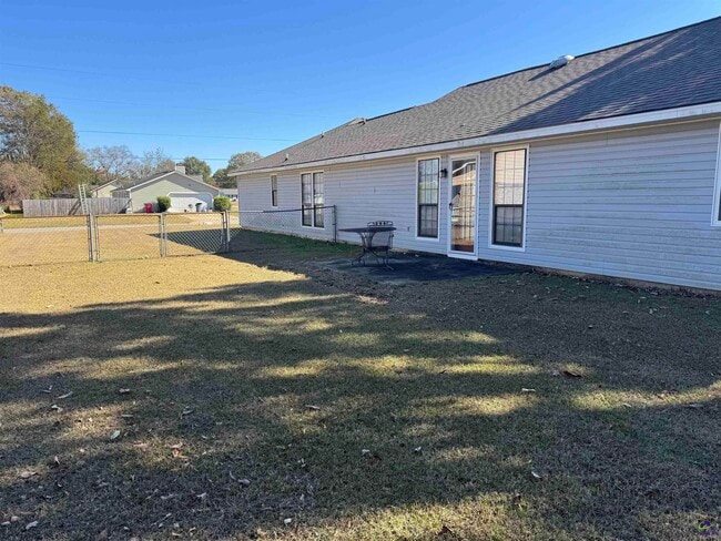 408 Sunshine Way in Warner Robins, GA - Building Photo - Building Photo